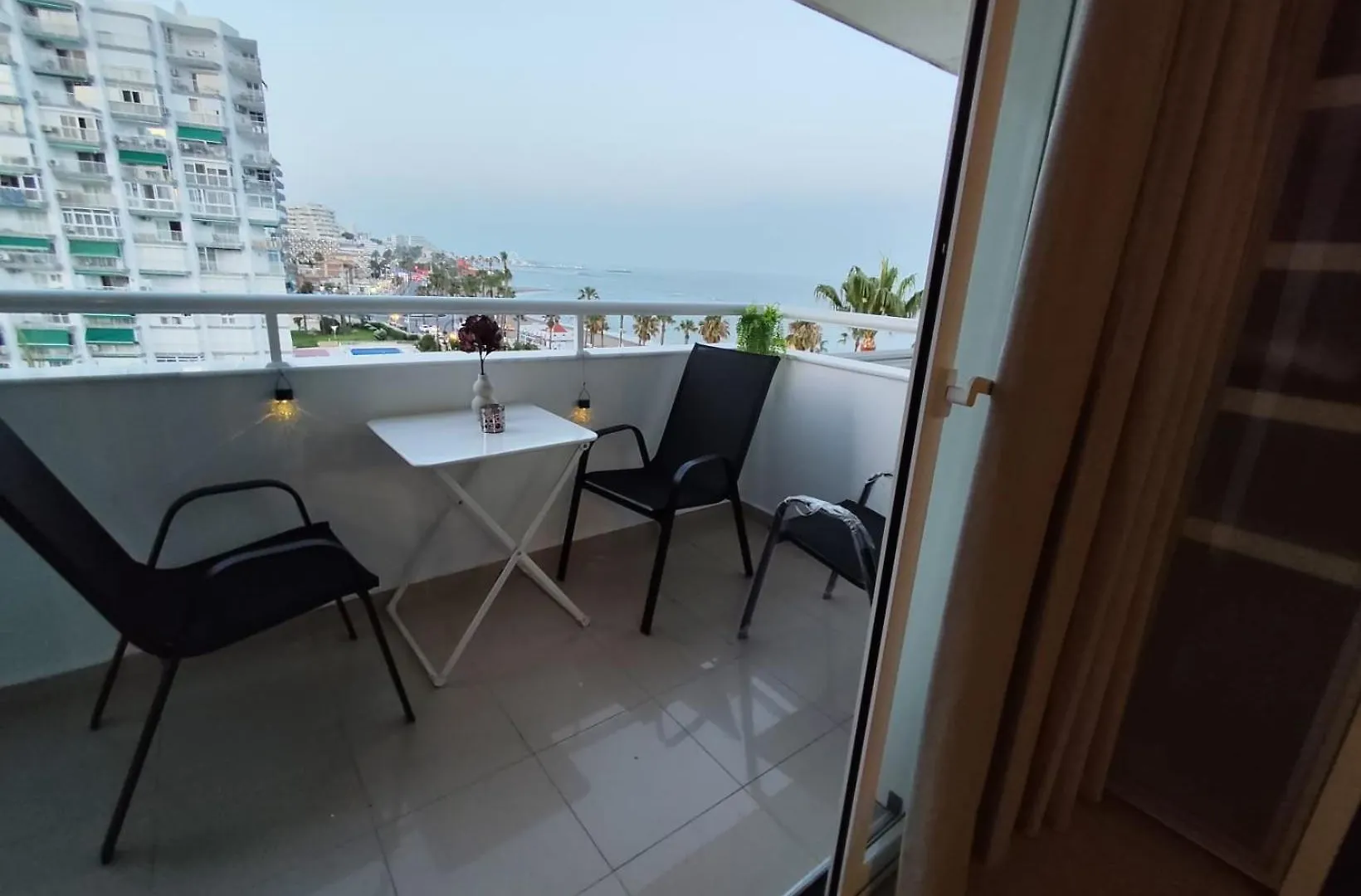 Apartamento T46A2 Frente a la playa Benalmádena
